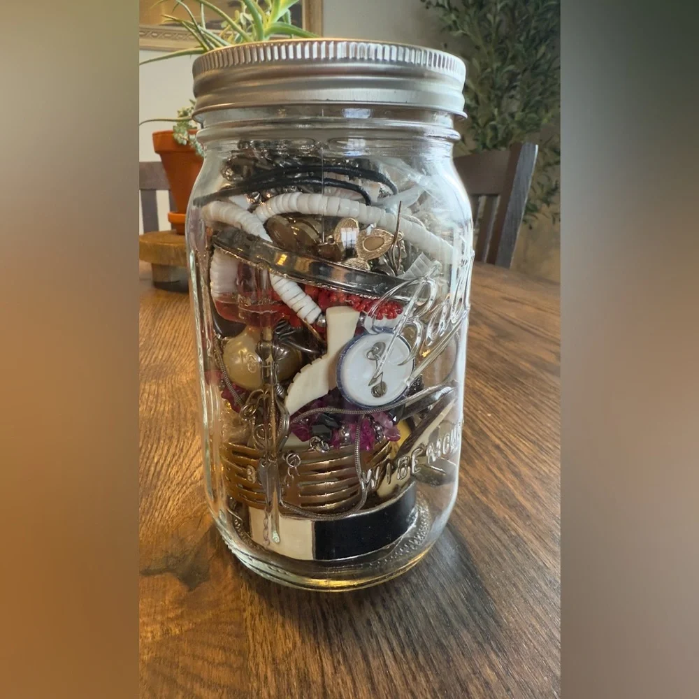 Random Jewelry Jar - Picture 4 of 5